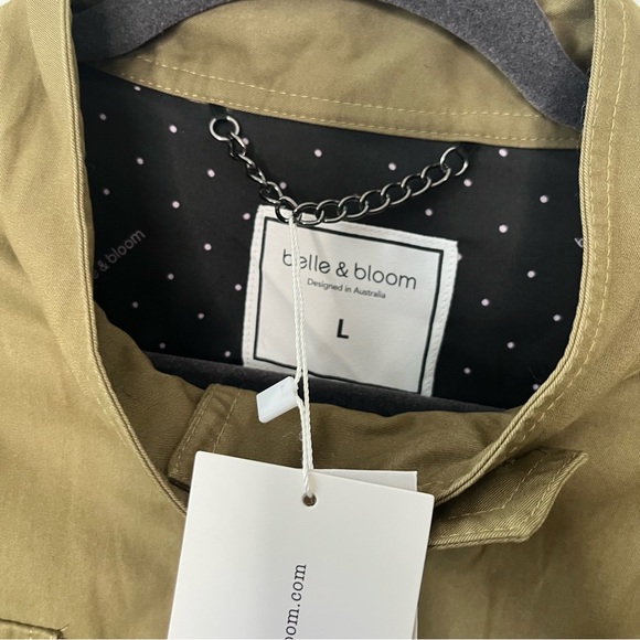 NWT belle & bloom Carlisle Button Front Trench Coat Large - Picture 10 of 11